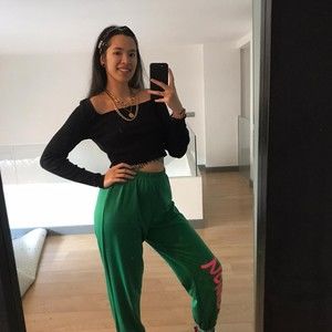 Meet your Posher, Elisa